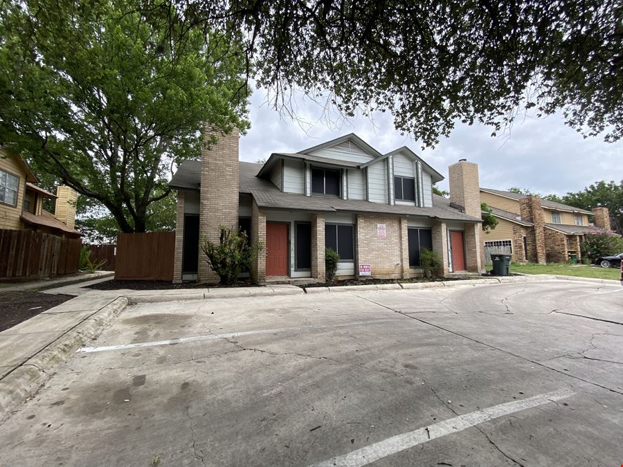 7518 Oak Chase