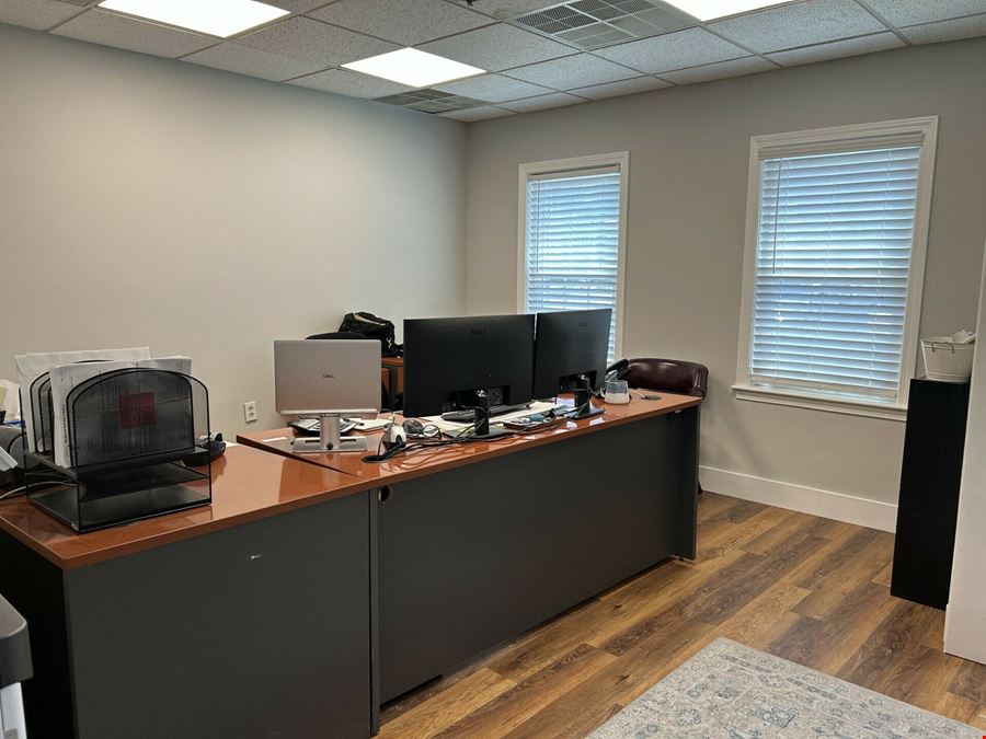 Alden Park Condominiums Suite 5