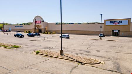 Preview of commercial space at 2921 Mall Dr