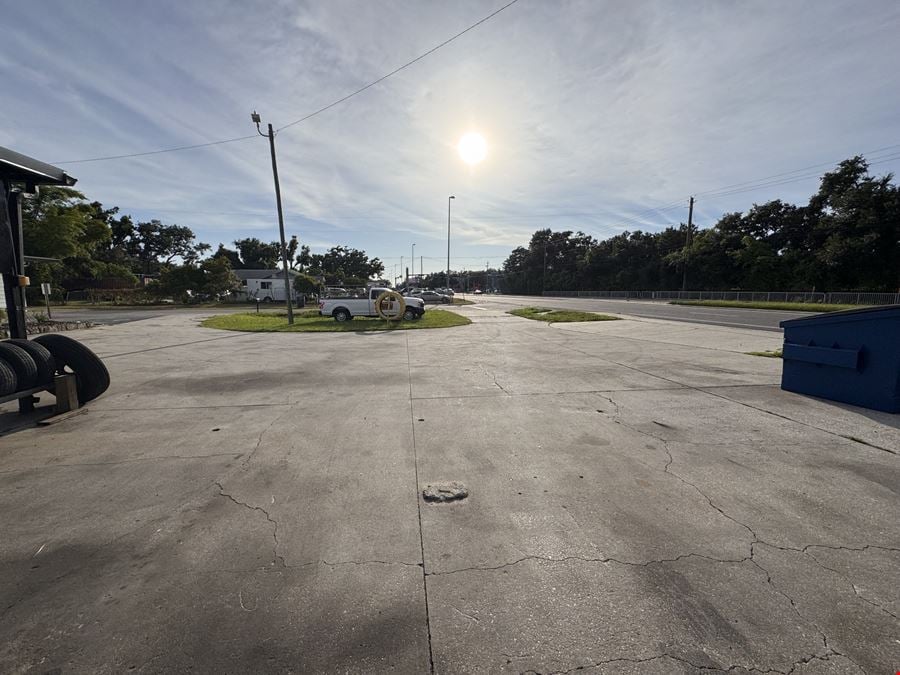 CI-ZONED TAMPA  WAREHOUSE W/ OFFICE