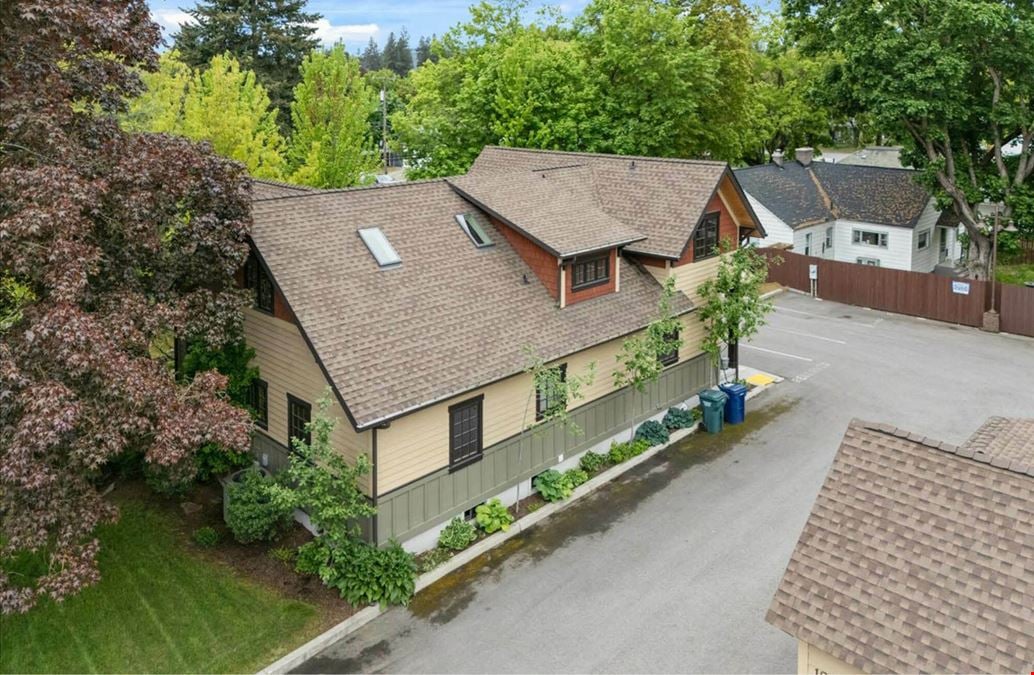 233 E Harrison