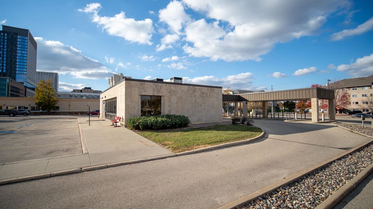 Center Street Premier Flex-Commercial Space 
