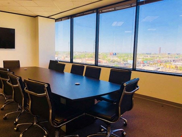 Workstyle Flexible Spaces - 6671 Southwest Freeway