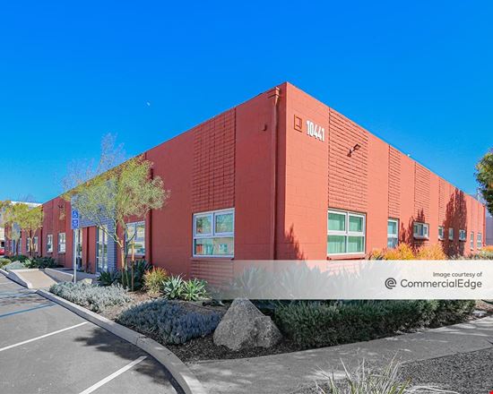 Preview of Industrial space for Rent at 10447-10449 Roselle St.