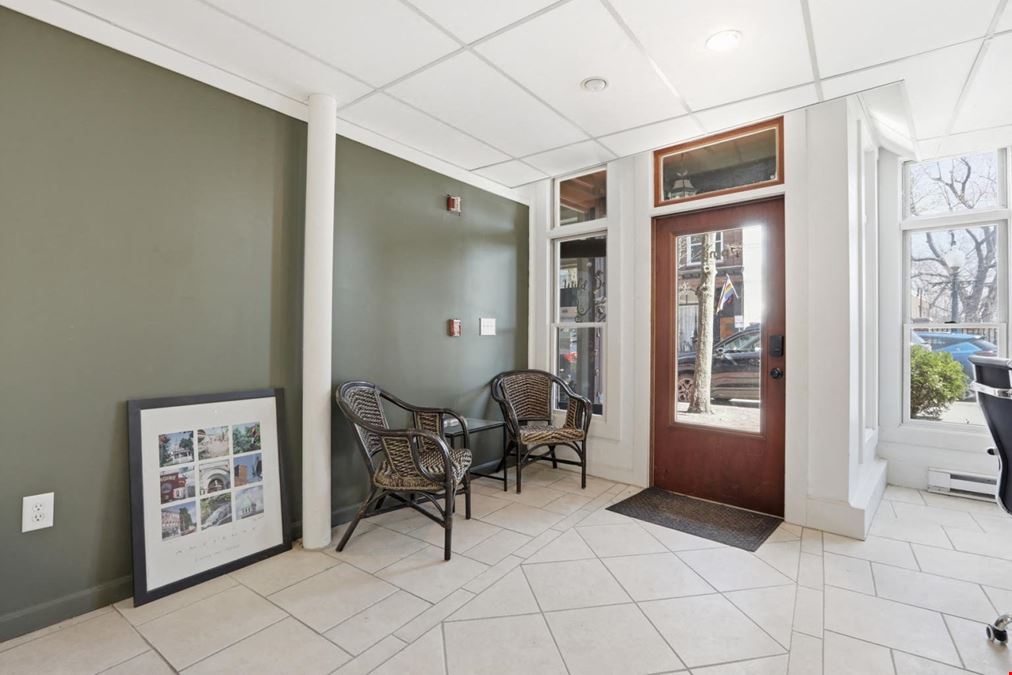 Exceptional 1,280SF Commercial Space for Sale in Amesbury, MA