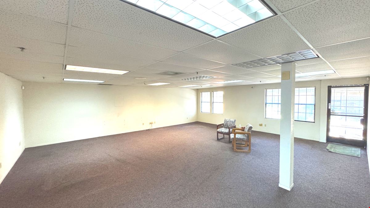 6235 N. Fresno St