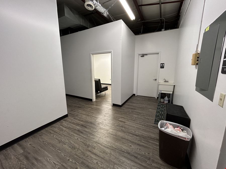 ELFINDALE CORNERS RETAIL SPACE ON WEST SUNSHINE