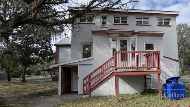 For Sale or Lease | 33,744± SF in 12 Freestanding Buildings
