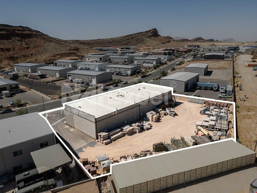 Climate Controlled Small Office-Warehouse