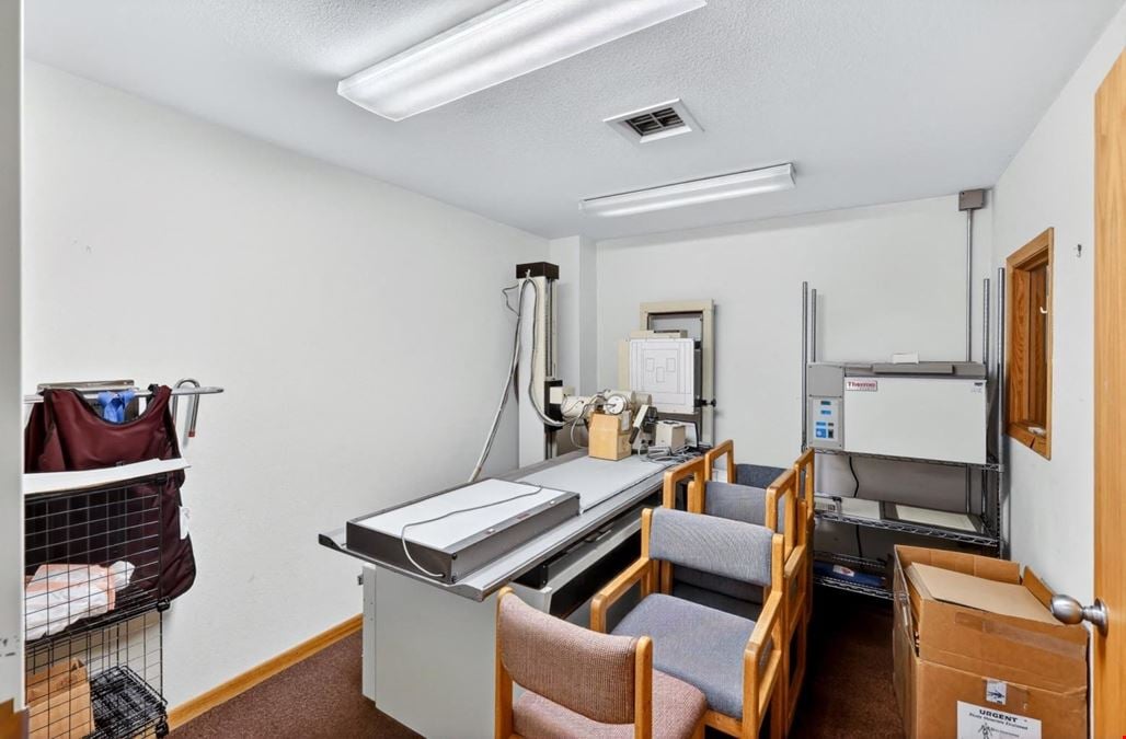 950 W. Ironwood Dr. #3