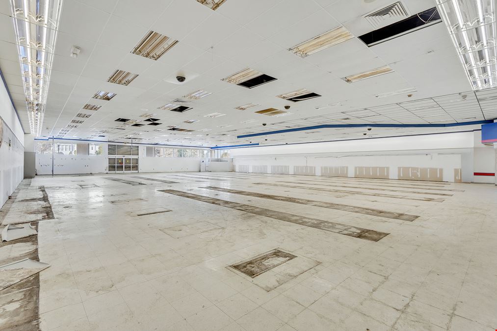 1.22 Acres | 10,980 SF Retail | 21,600 VPD | 3X Full Motion