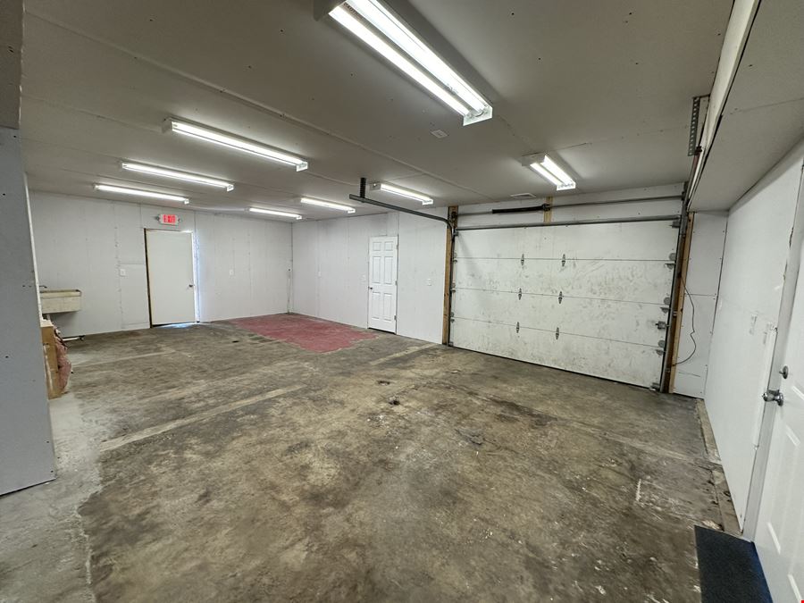 10590 Dayton Greenville Pk Brookville OH 45309