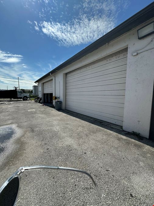 425 Fairvilla Rd