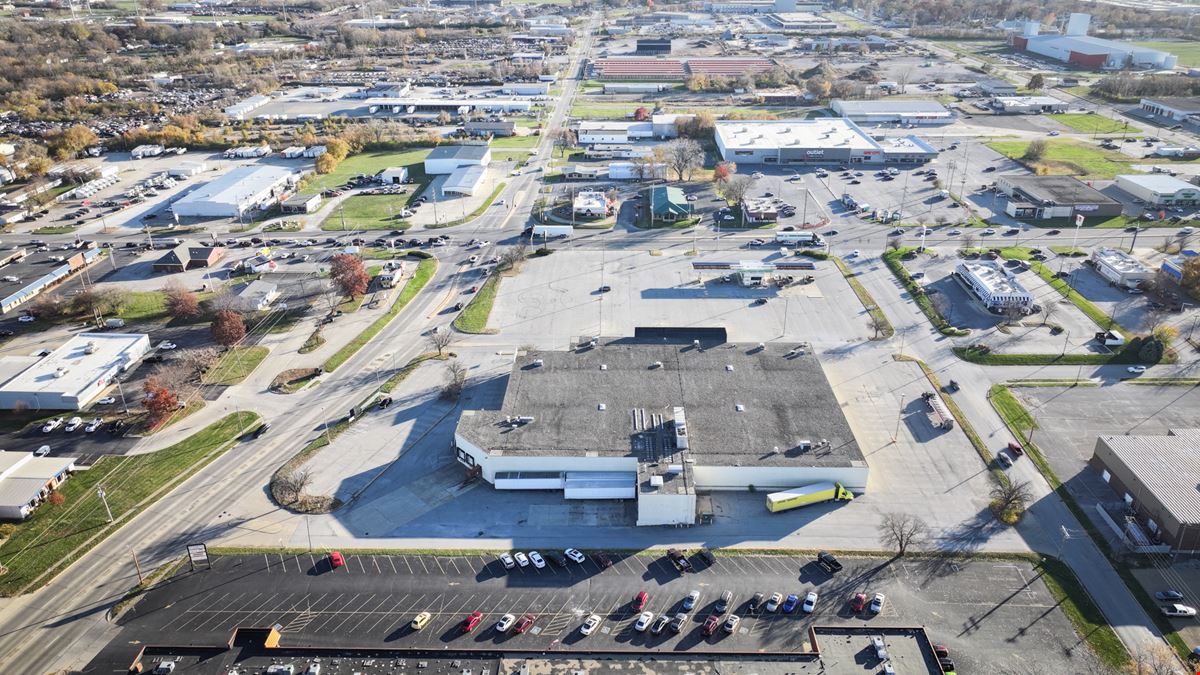 1450 E Pershing Rd