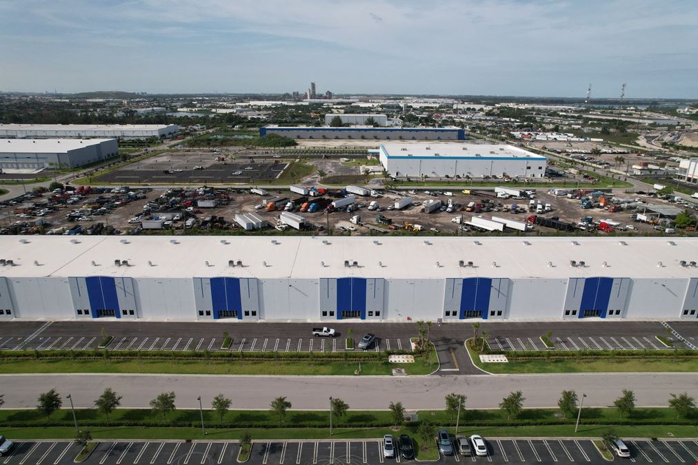 10900 NW 146th Street,  #119, Hialeah Gardens, Fl 33018