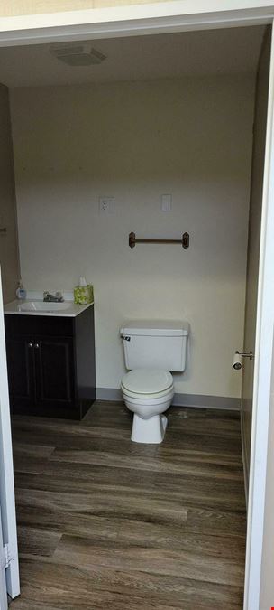 Deltona Office for Lease