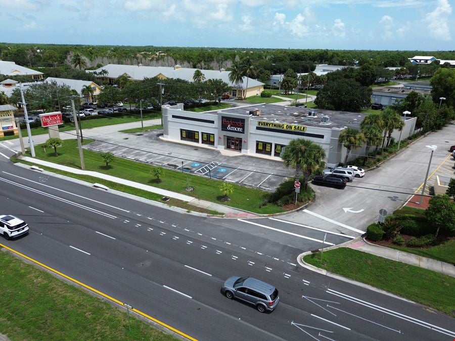 High Profile Retail Space in Stuart, Florida