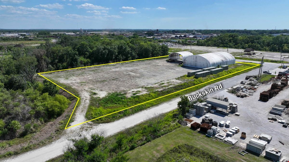 2.8 AC Industrial IOS & Parking with Big Top Structures