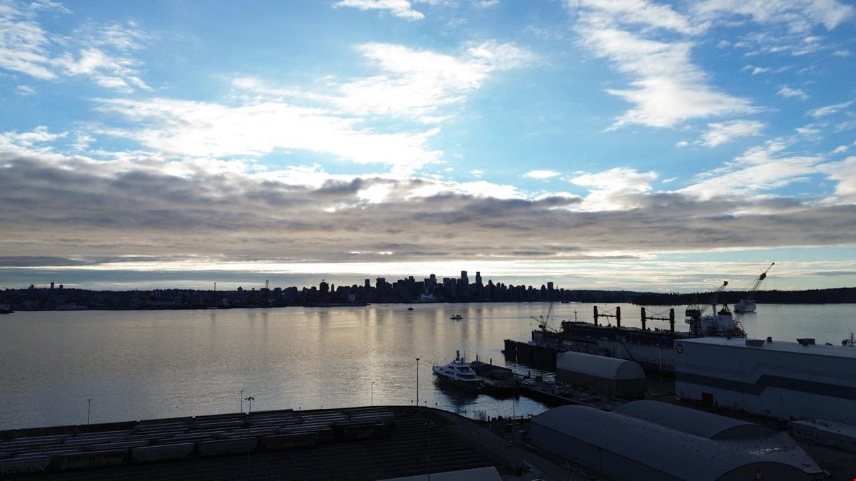 #303 - 350 East Esplanade