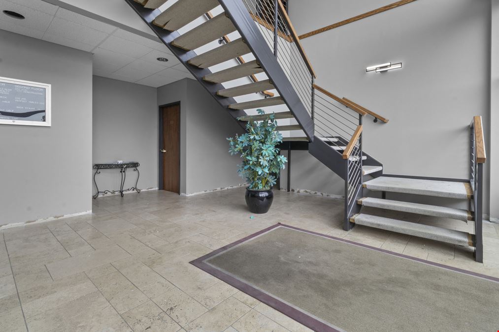 Central Carmel Office Suites