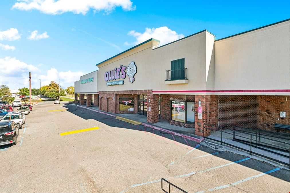 Kenner Center - For Lease