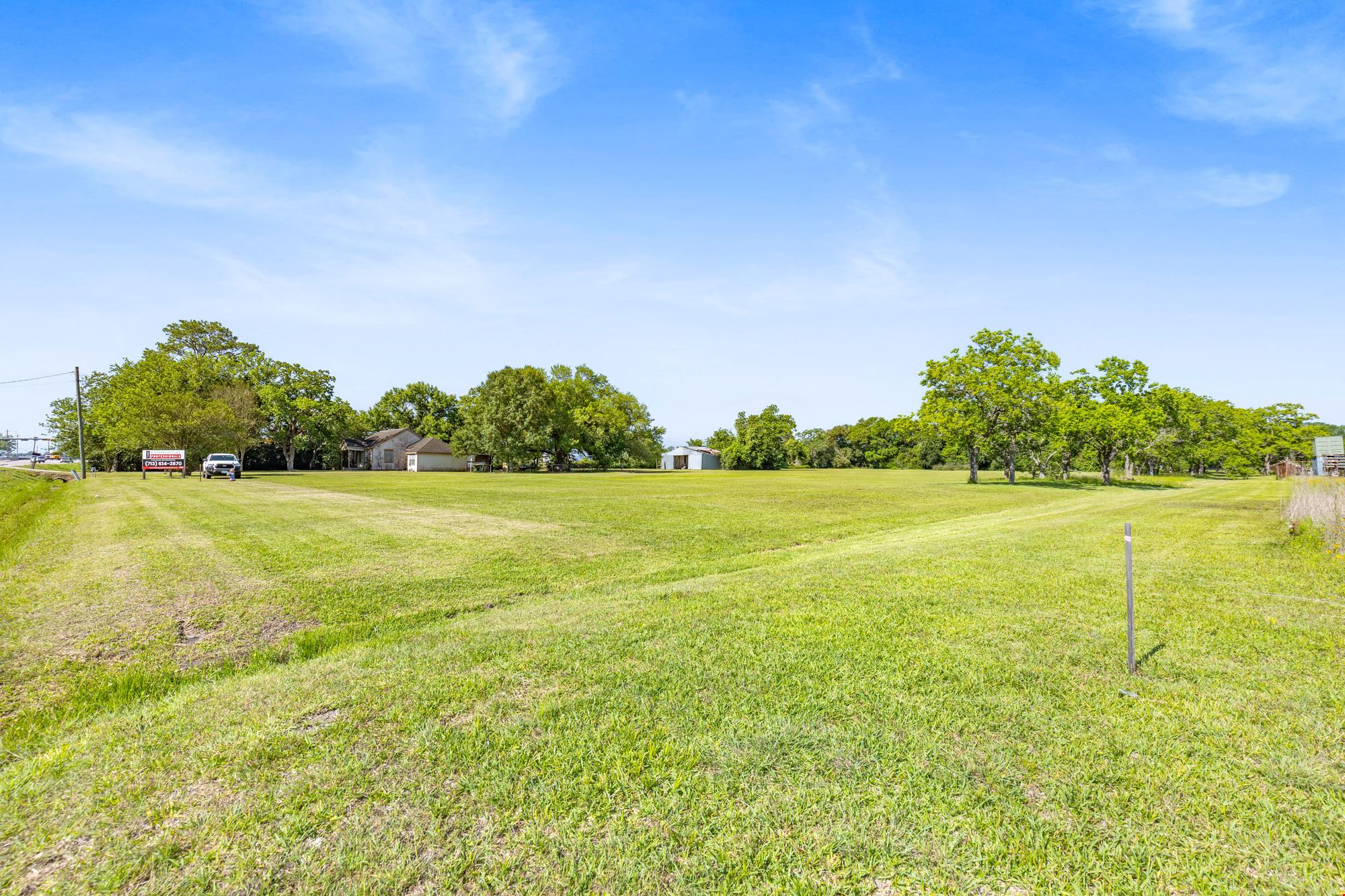 Prime Opportunity 4.276 Acres in Pearland, Texas