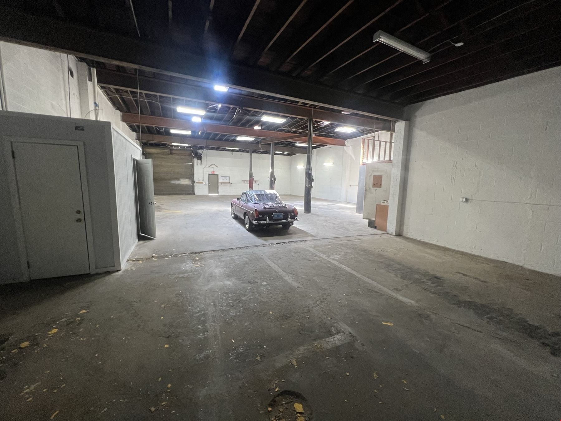 Flex Space With Yard