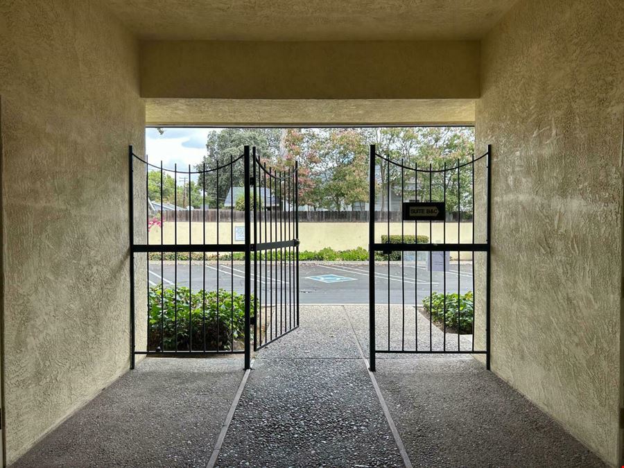 Lodi Association of Realtors Office Complex - 1 Space FOR LEASE