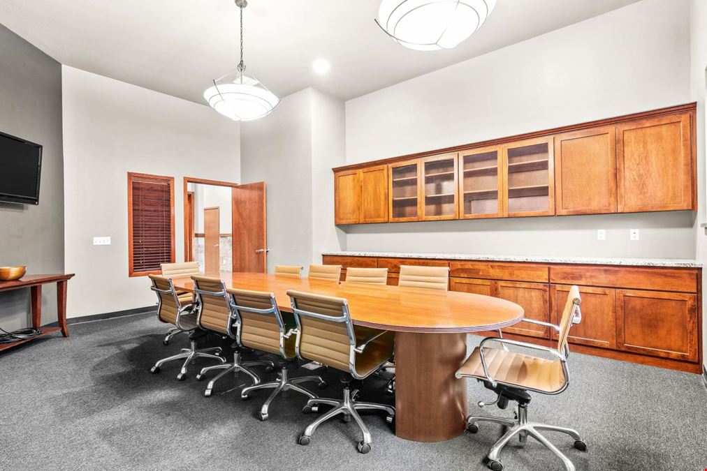 SilverRock Executive Suites