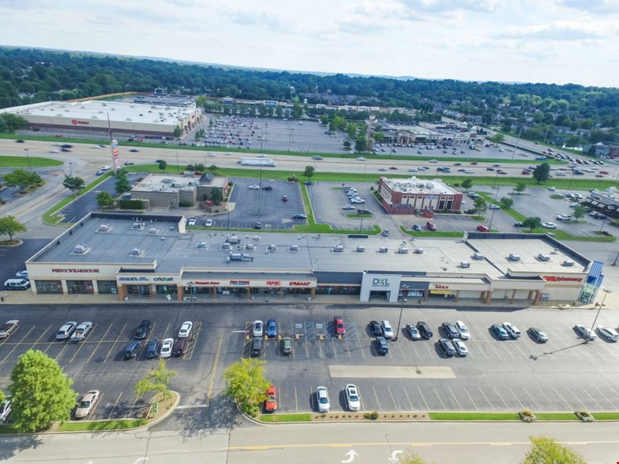 Lloyd Crossing