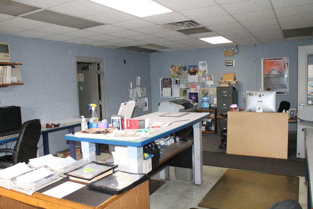 121 Industrial Dr
