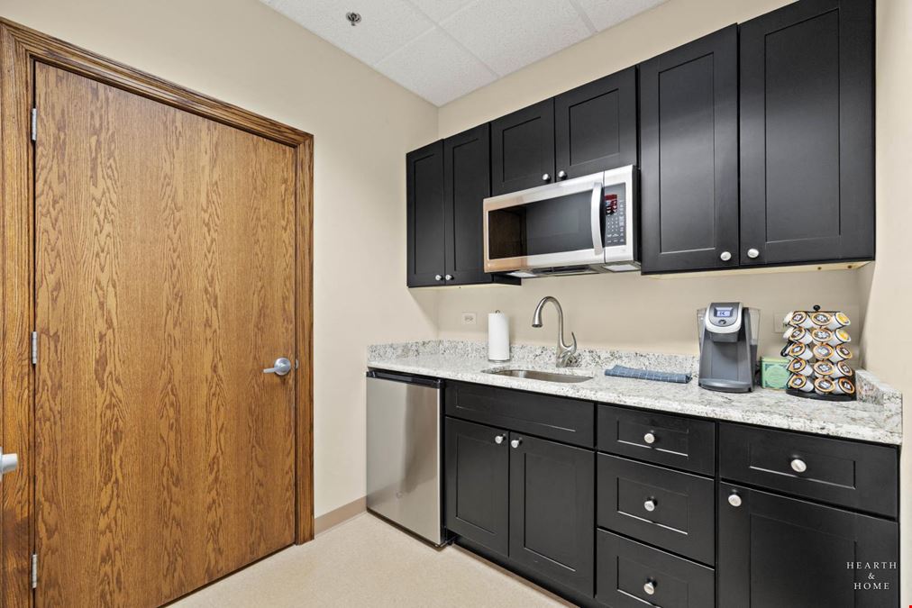 106 S Wynstone Park Dr, Ste 104. N Barrington, IL