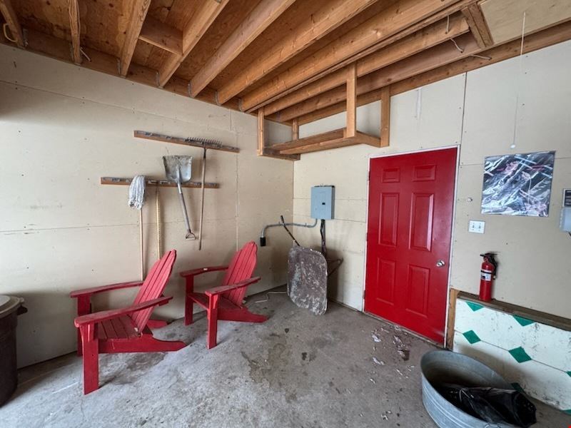 Unique Pony, MT Home