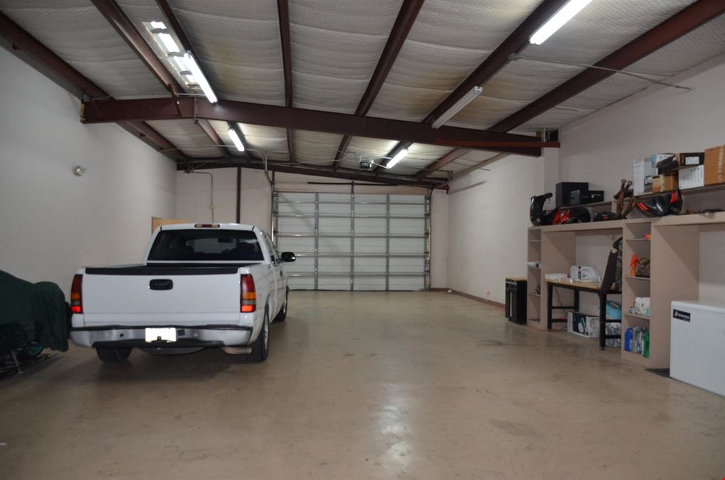 220 W Hillside Rd