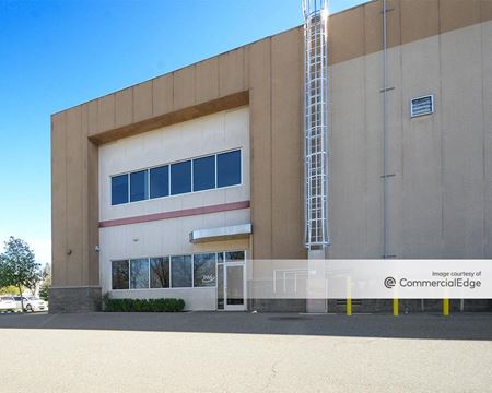 Preview of commercial space at 1450 Airport Blvd