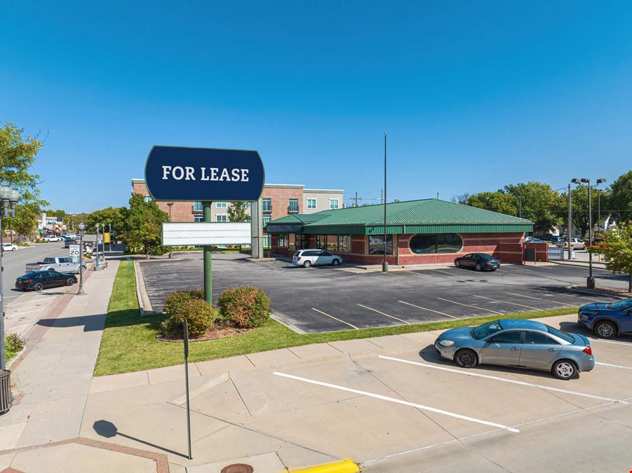1012 Commercial St.