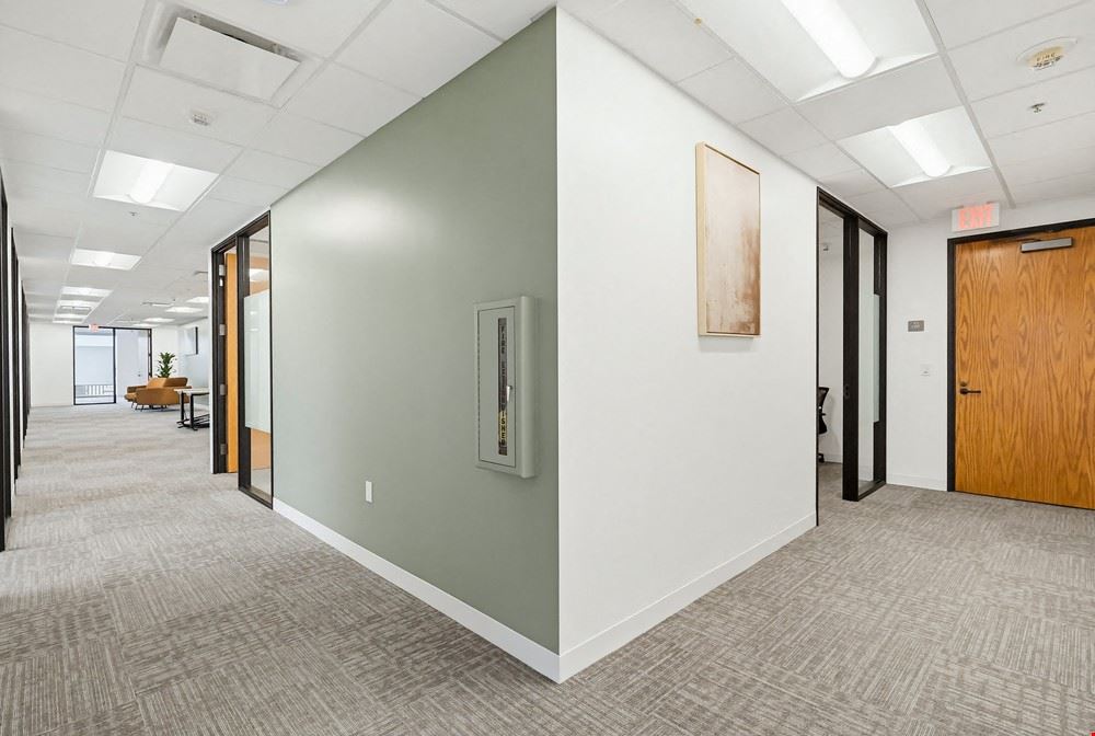 Encino Financial Center | Penthouse B
