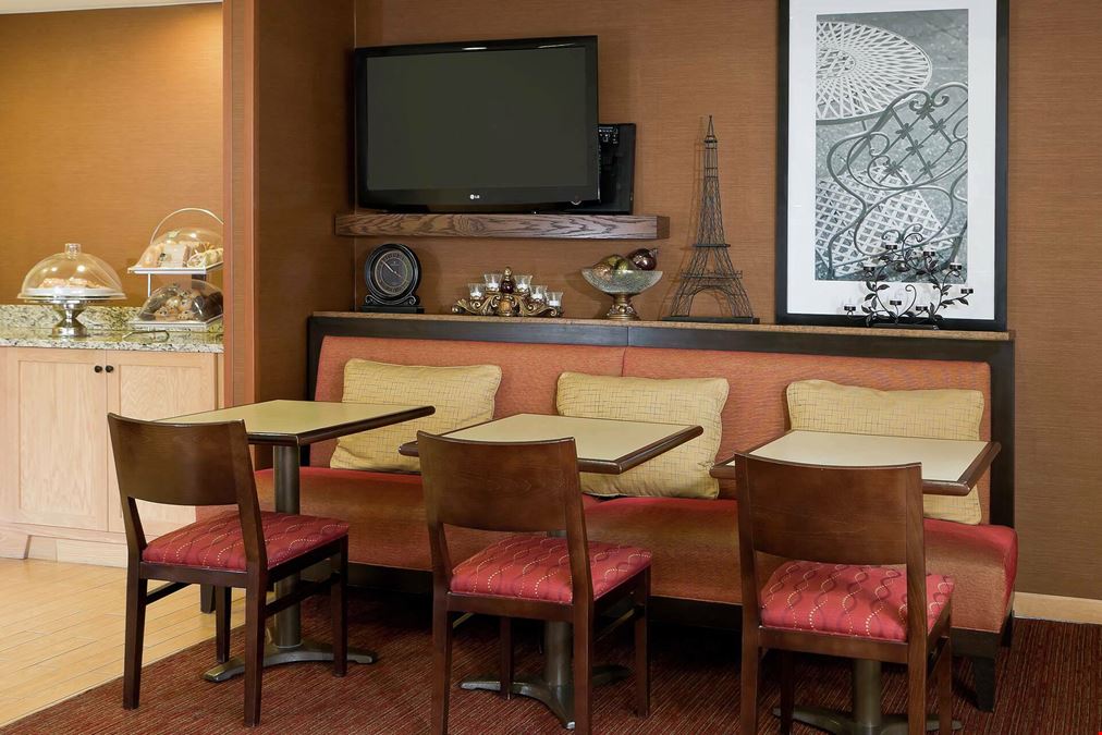 Hampton Inn Lubbock-Converting to Spark by Hilton
