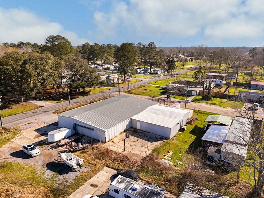 Versatile Industrial Space Near Airline Hwy