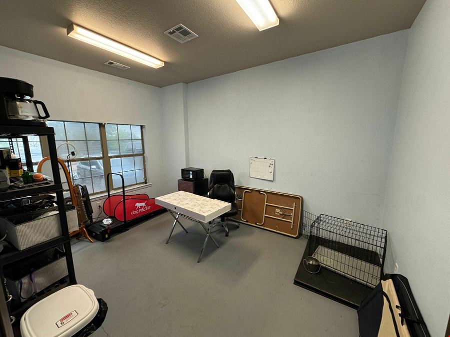 100 West Pflugerville Parkway