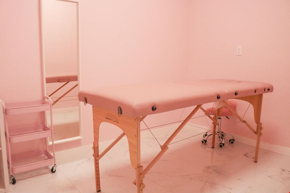YW Studio Suites