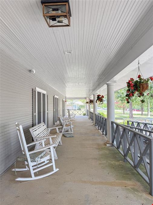 1100 Reba McEntire Ln
