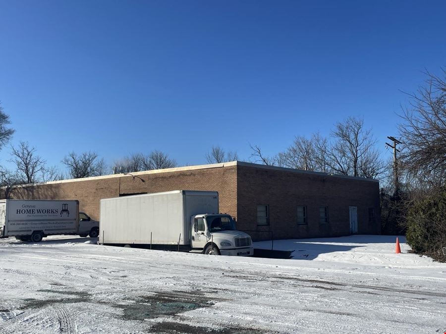 33W451 Roosevelt Rd