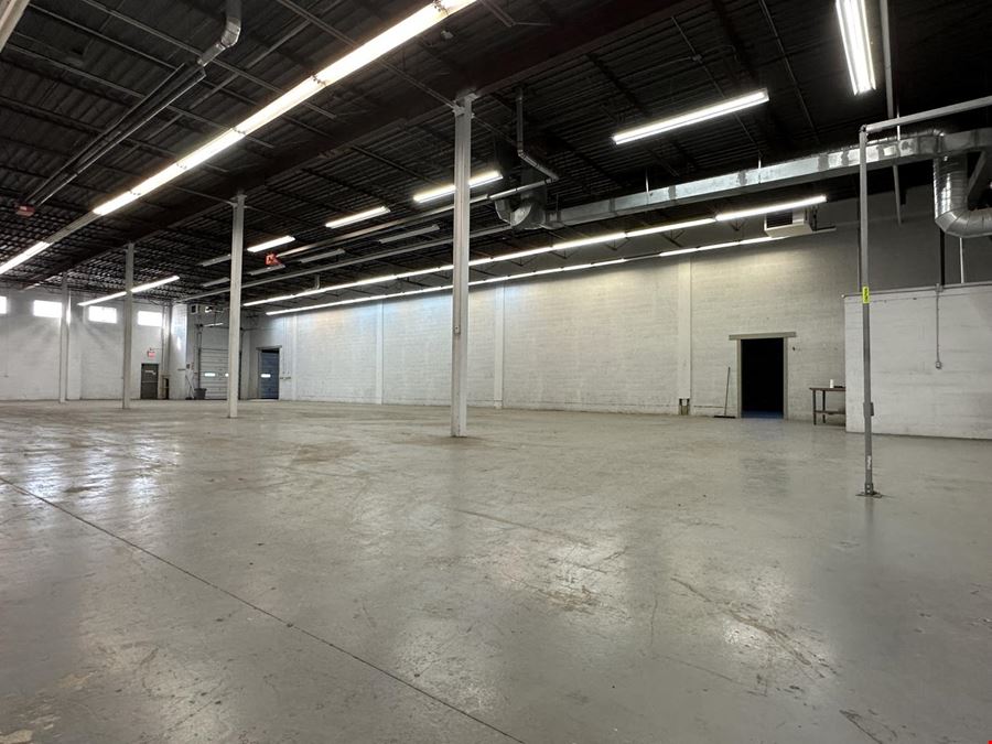 400 Canarctic Drive, North York Ontario M3J 2P9