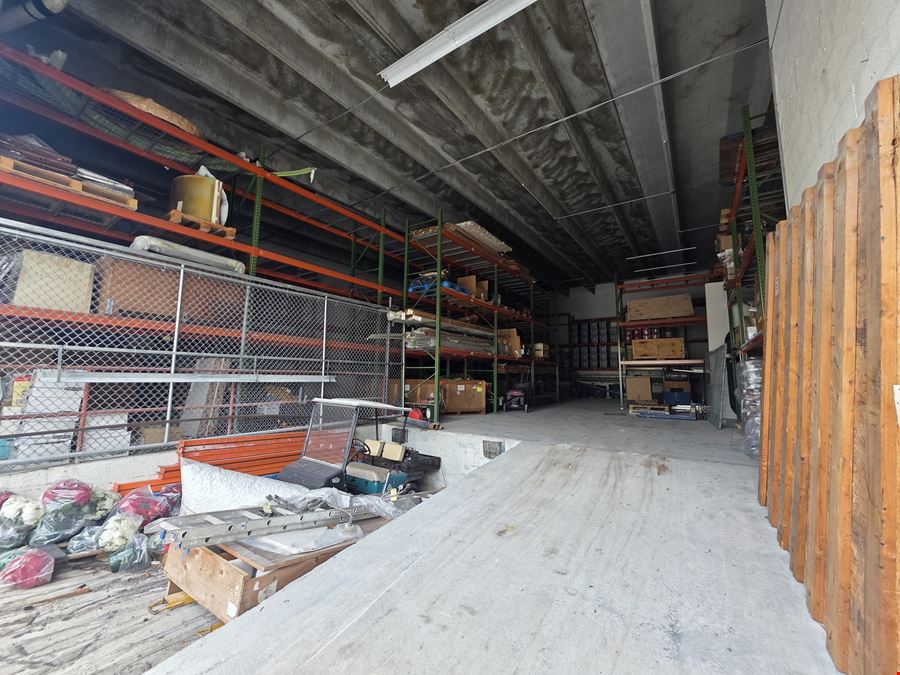 Cantel West Unit for Sale