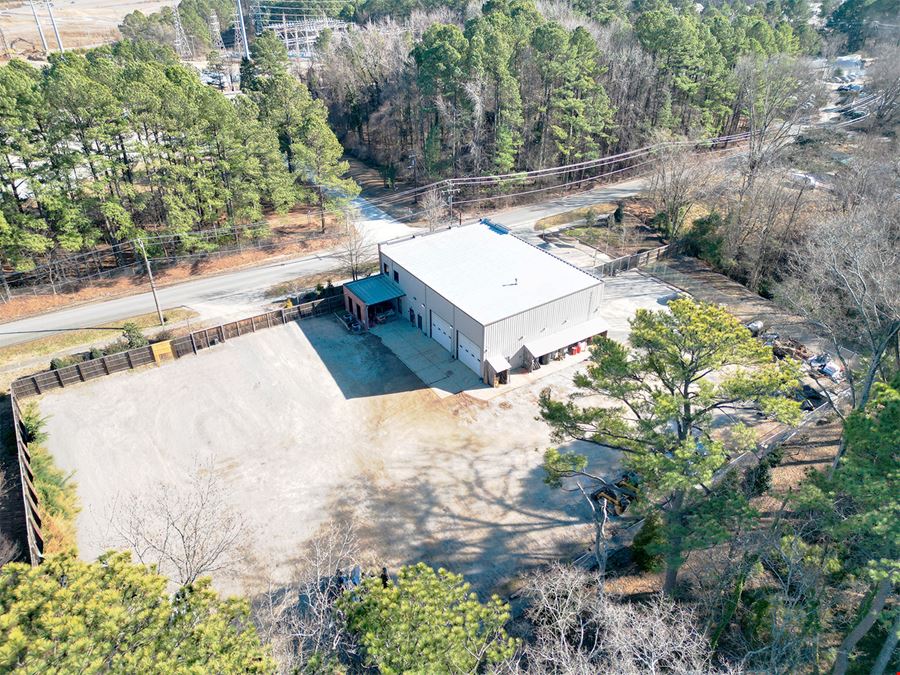 608 S Hoover Rd