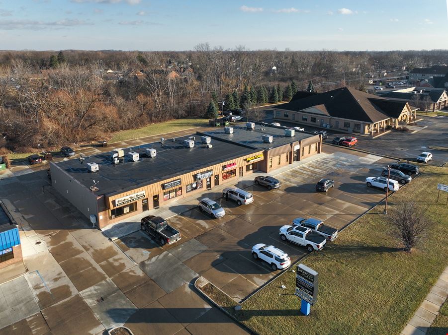 Sherwood Plaza