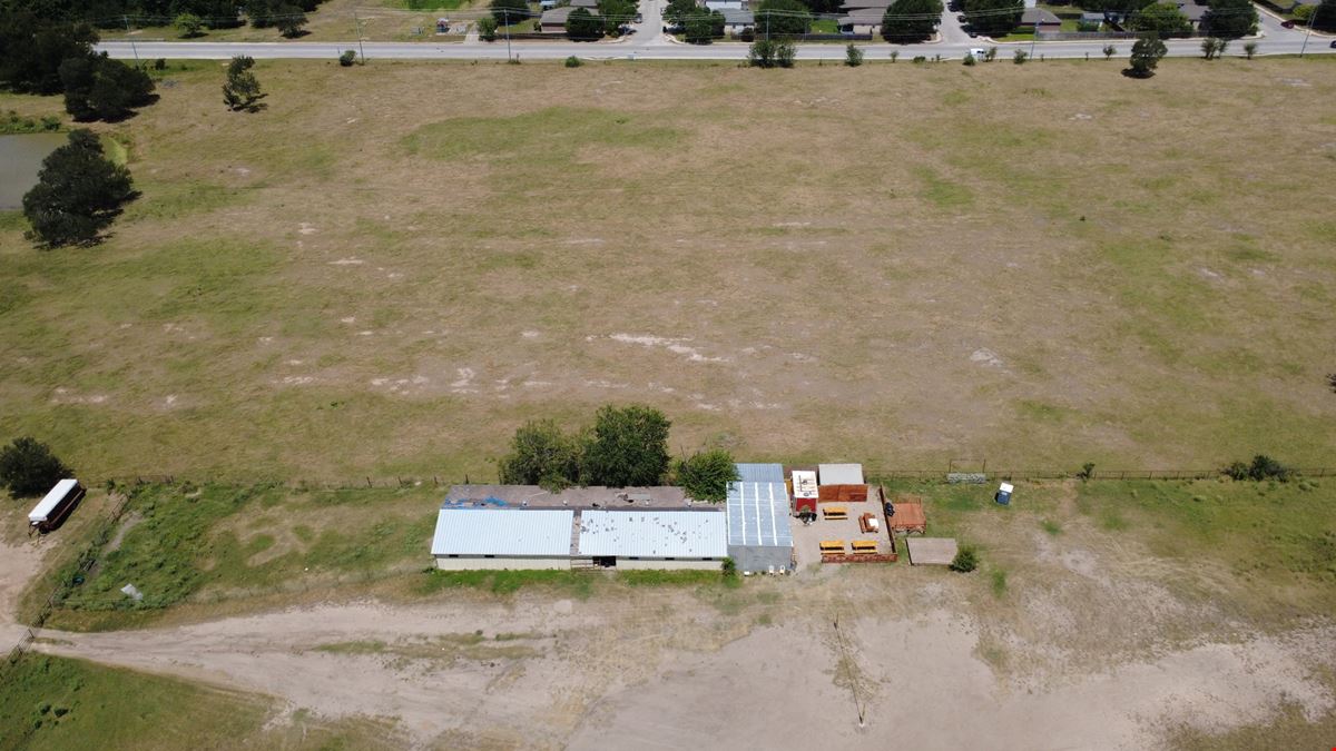 5203 & 5204 Cadillac Drive