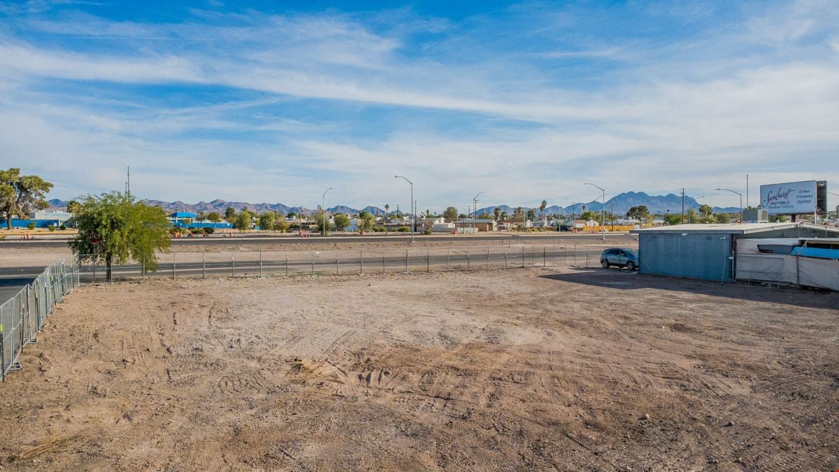 721 E. Lake Mead Pkwy.