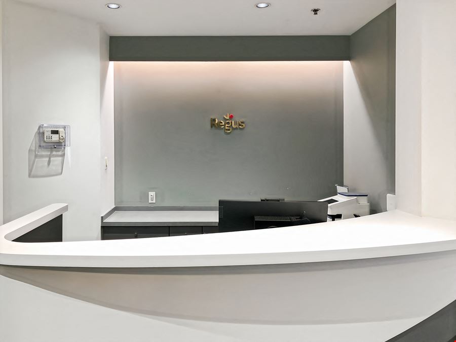 Regus - Richmond - Commerce Court